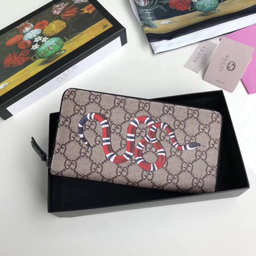 グッチ財布 レプリカ正面デザイン